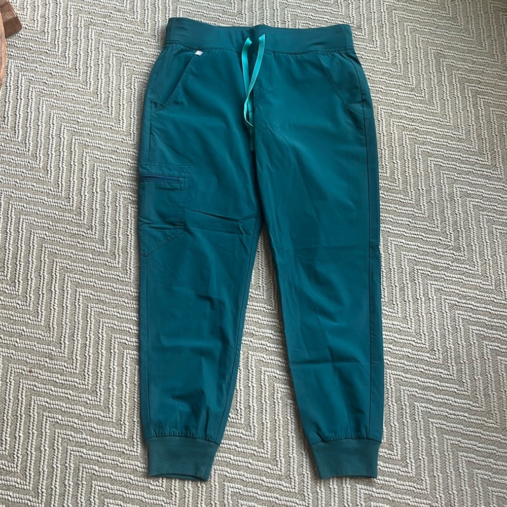 NWOT Figs Zamora jogger Caribbean blue size small/p